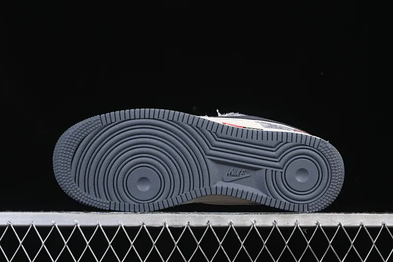 All categories Nk Air Force 1 Air Force series Nk Air Force 1 Low Air Force low top Nike Air Force 1'07 Low Dior joint pattern beige gray red Air Force 1 low top casual sneakers MZ9588-807